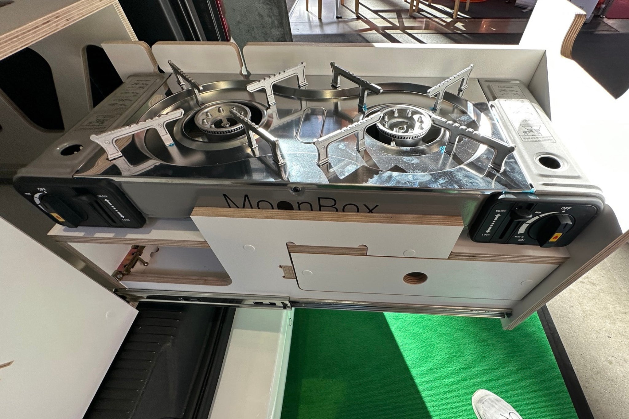 Moonbox Campingbox mit Tisch Van/Bus 124cm Modify Weiß